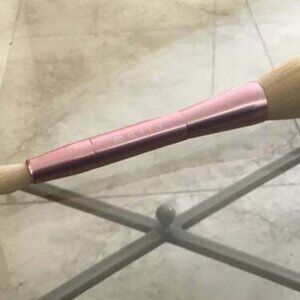 Mally Beauty Double Ended Powder Brush - Brand new - pink